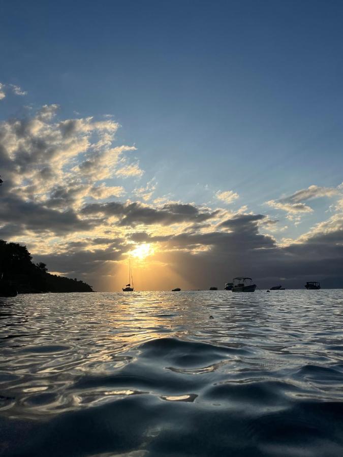 Conves - Ilha Grande 賓館 2*